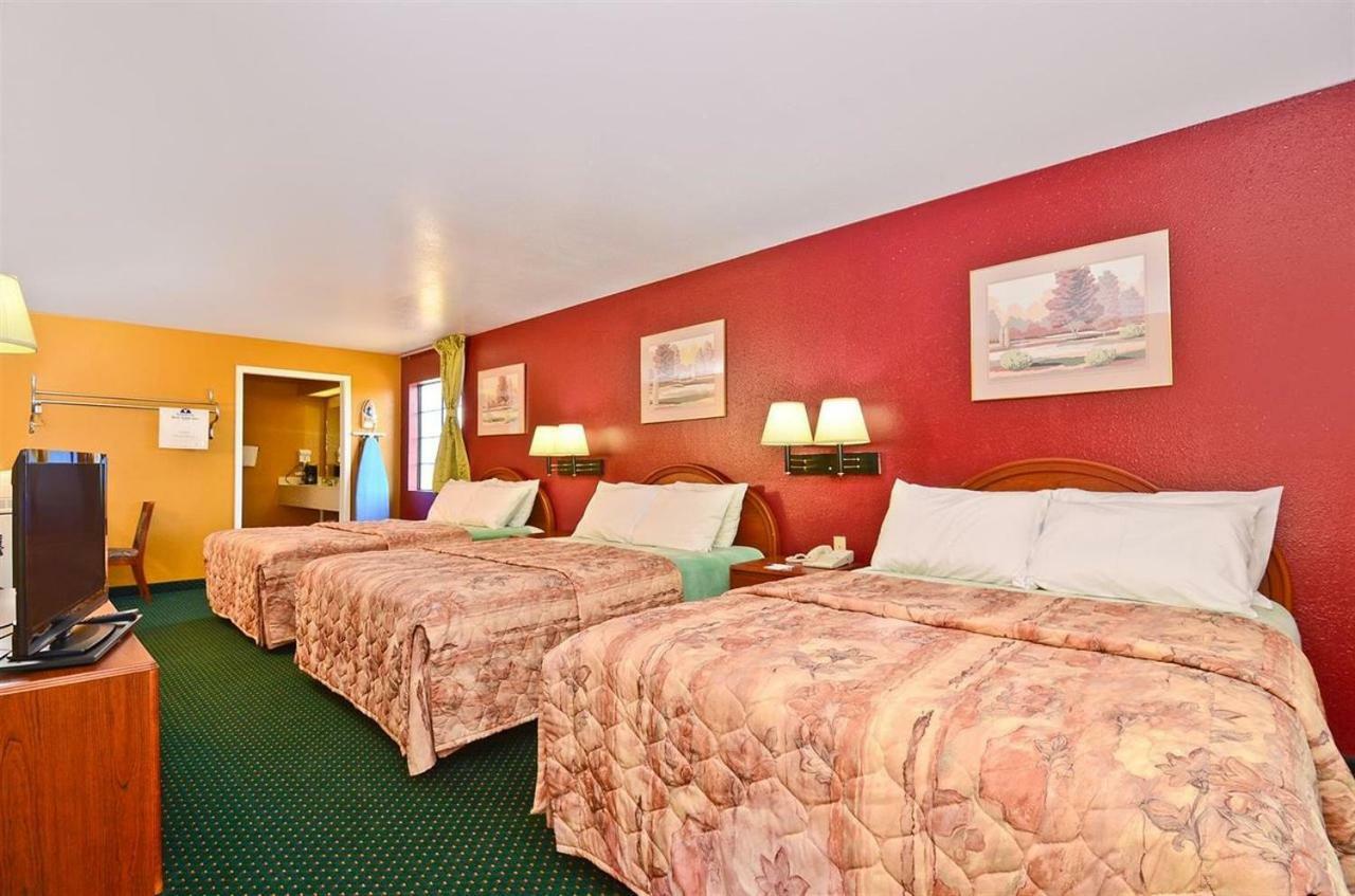 Hotel Pine Point & 4*