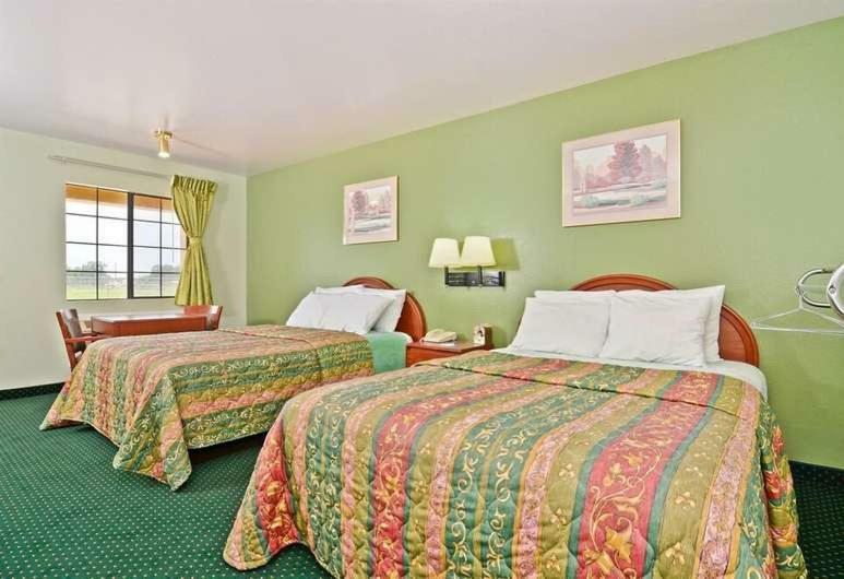 Pine Point & 4* Smithville